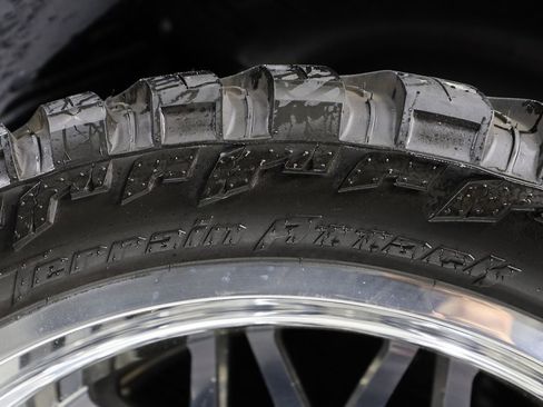 Used 2024 Ford F450 Limited w/ FX4 Off-Road Package image 51