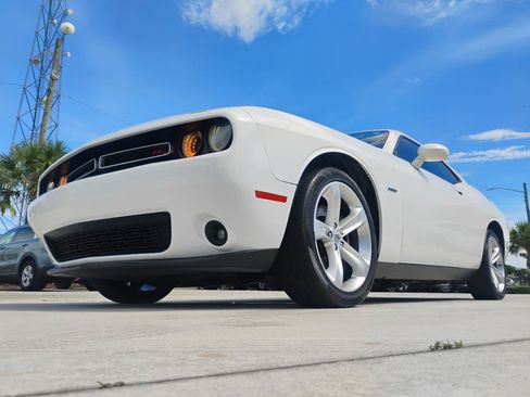 Used 2017 Dodge Challenger R/T w/ Sound Group RWD image 3
