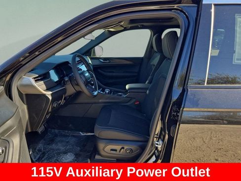 New 2025 Jeep Grand Cherokee L Laredo w/ Luxury Tech Group I RWD image 10