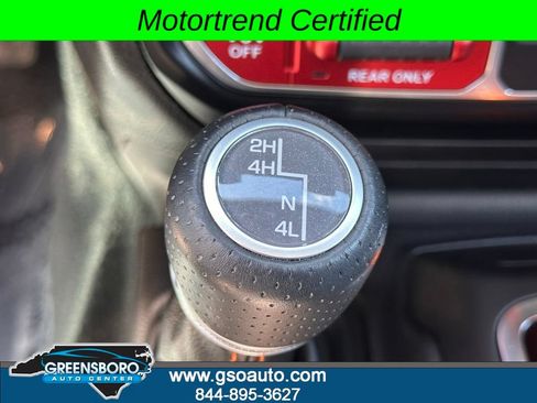 Used 2022 Jeep Gladiator Mojave w/ LED Lighting Group AWD/4WD image 8
