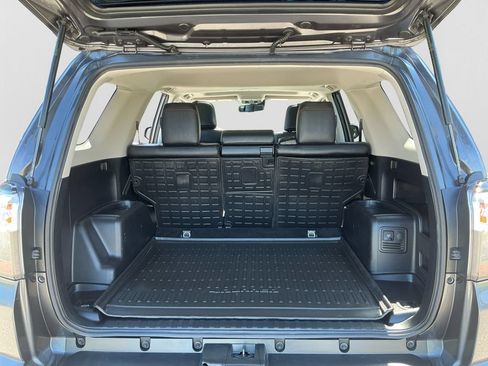 Certified 2023 Toyota 4Runner TRD Off-Road Premium w/ Off Road Premium Plus Package AWD/4WD image 18