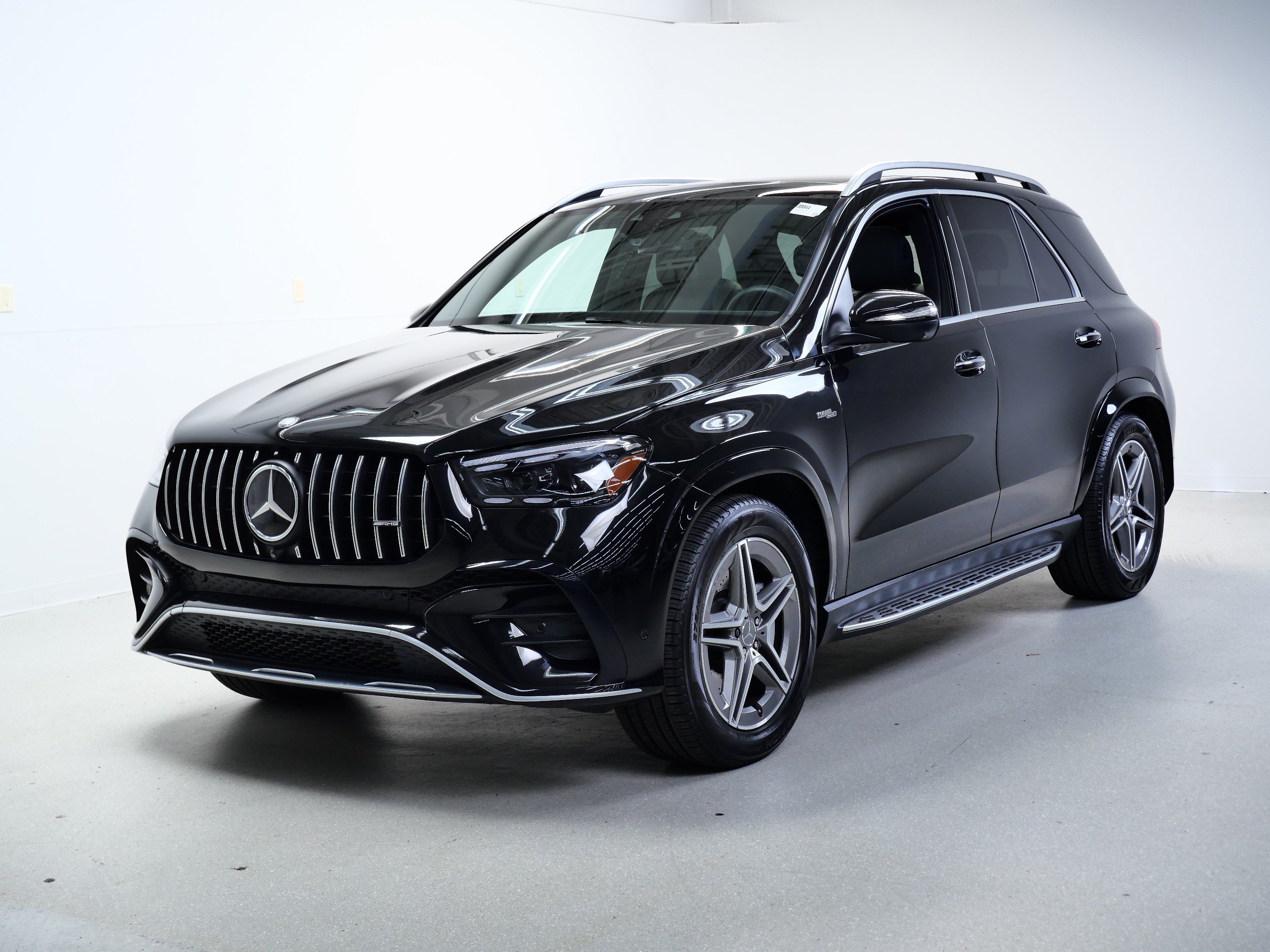 Certified 2024 Mercedes-Benz GLE 53 AMG 4MATIC image 9