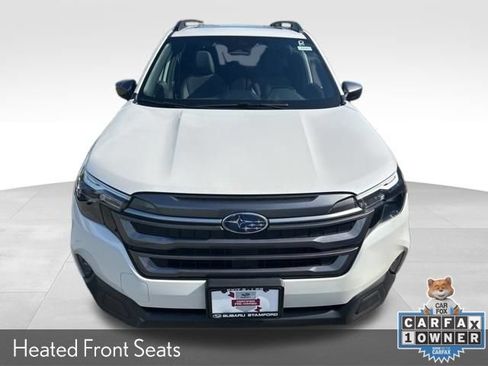 Used 2025 Subaru Forester Premium AWD/4WD image 3