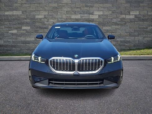 New 2026 BMW 530i xDrive w/ Premium Package AWD/4WD image 2