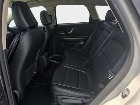 Used 2023 Lincoln Corsair FWD image 28
