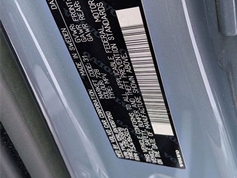 Certified 2022 Volvo XC60 B5 Inscription w/ Advanced Package image 34