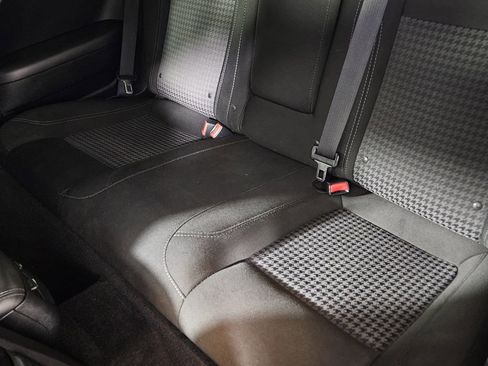 Used 2015 Dodge Challenger R/T w/ Quick Order Package 28B R/T image 28