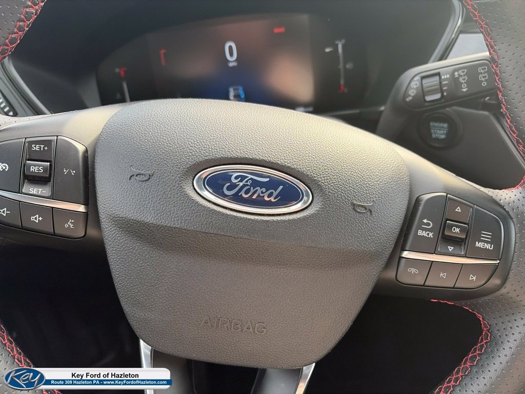 Used 2025 Ford Escape ST-Line AWD/4WD image 19