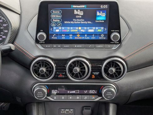 Used 2023 Nissan Sentra SR w/ Midnight Edition Package image 15