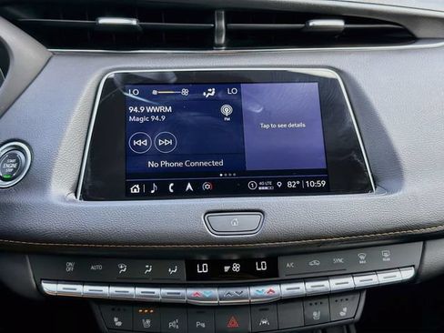 Used 2023 Cadillac XT4 Sport FWD image 32