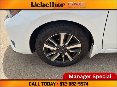 Used 2025 Nissan Versa SV w/ Trunk Package FWD image 12