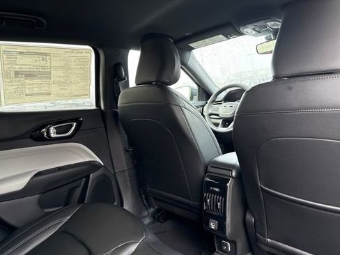 New 2026 Jeep Compass Limited image 23