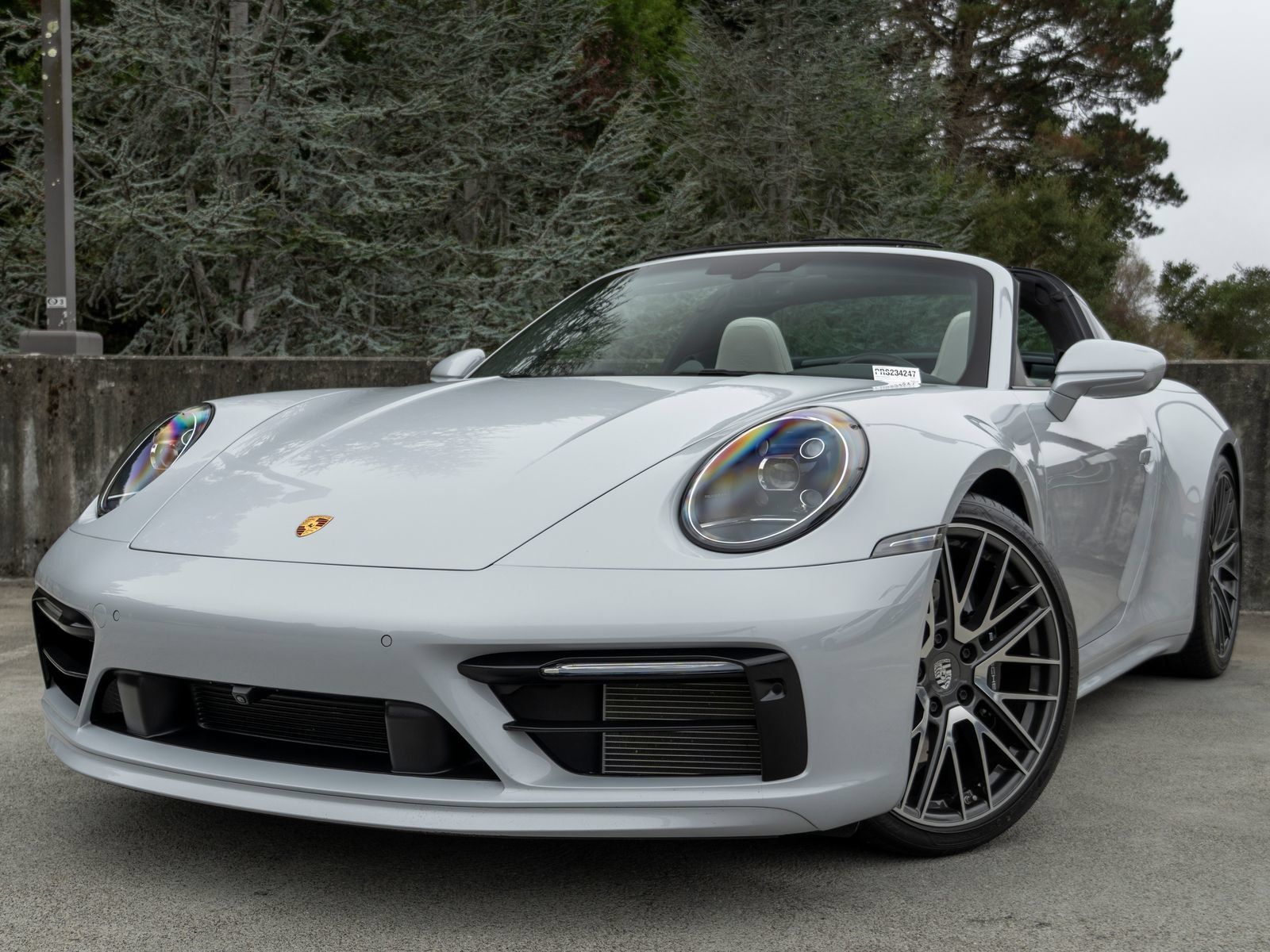 Certified 2024 Porsche 911 Targa 4S AWD/4WD image 7