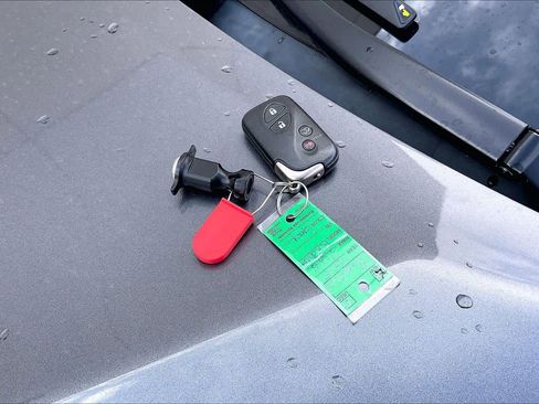 Used 2015 Lexus RX 450h FWD image 13