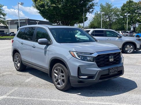 Used 2023 Honda Passport EX-L image 3