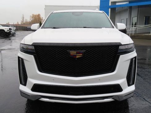 Used 2023 Cadillac Escalade V image 2