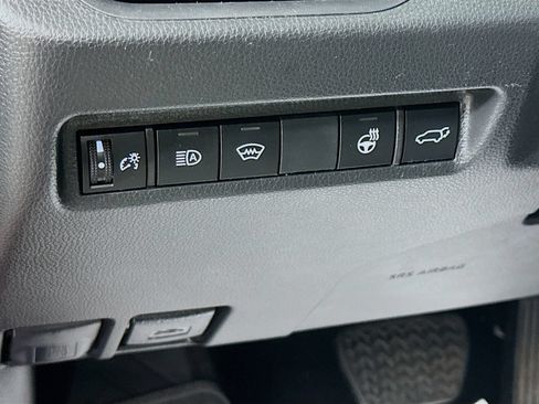 Used 2023 Toyota RAV4 XLE Premium AWD/4WD image 10