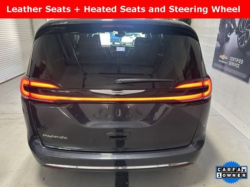 Used 2021 Chrysler Pacifica Touring-L image 20