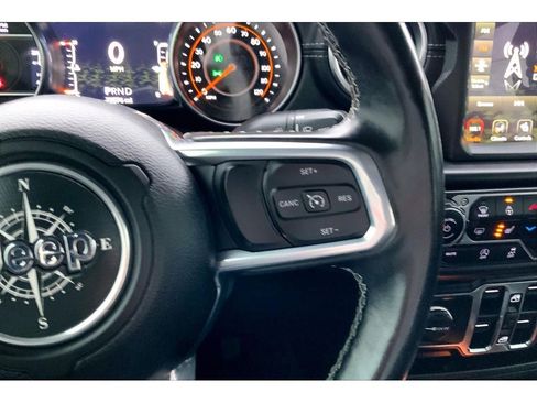 Used 2020 Jeep Gladiator Overland w/ Popular Equipment Package image 21