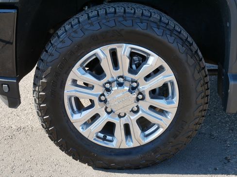 Used 2020 GMC Sierra 3500 Denali w/ Denali Ultimate Package image 15