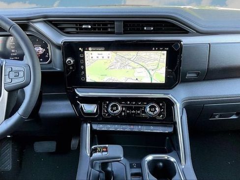 New 2026 GMC Sierra 1500 Denali w/ Technology Package AWD/4WD image 8