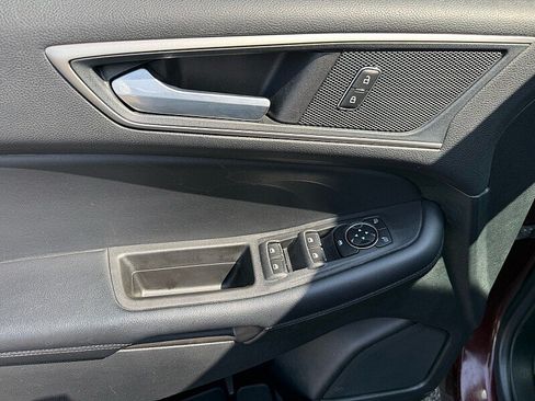 Used 2022 Ford Edge SEL AWD/4WD image 39