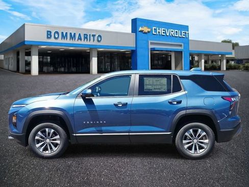 New 2026 Chevrolet Equinox LT w/ Convenience Package II AWD/4WD image 2