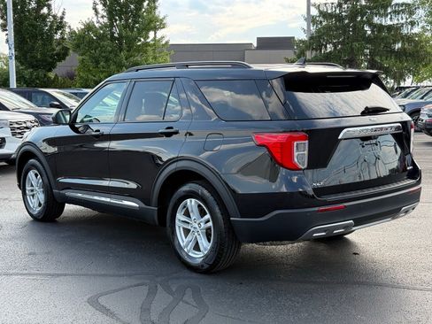 Used 2023 Ford Explorer XLT w/ Equipment Group 202A AWD/4WD image 6