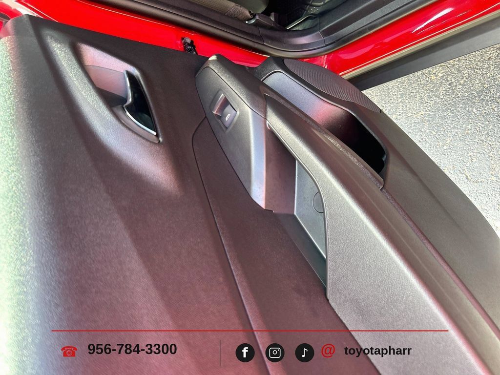 Used 2026 Chevrolet Trax RS w/ Driver Confidence Package FWD image 30
