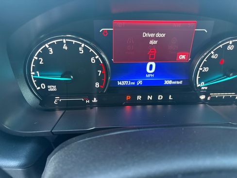 Used 2024 Ford Maverick Lariat image 16