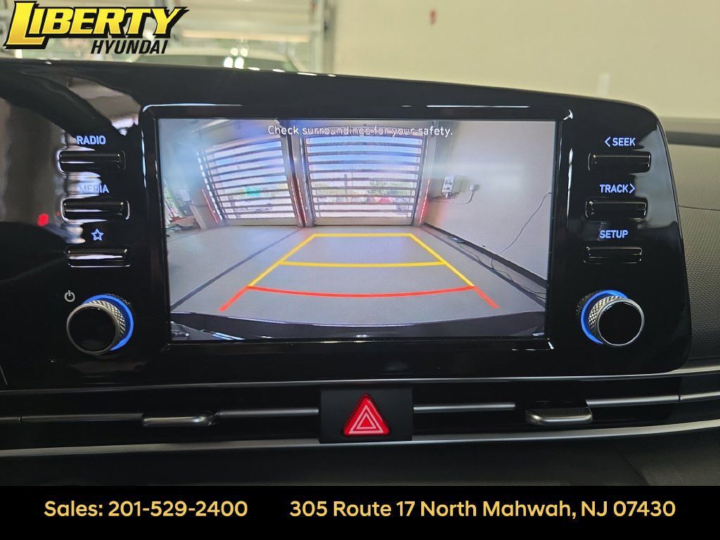 Certified 2022 Hyundai Elantra SEL w/ Convenience Package FWD image 20