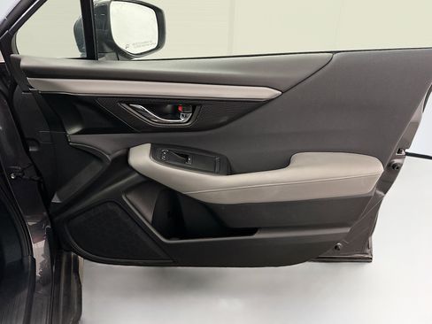 Used 2025 Subaru Outback Premium image 35