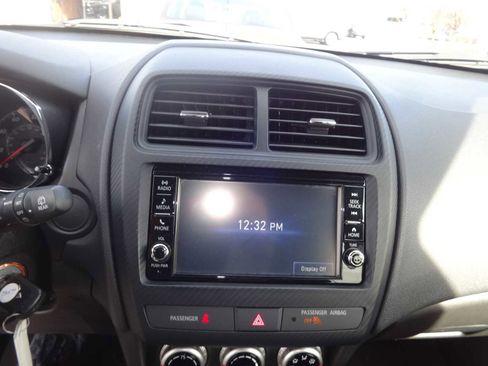 Used 2024 Mitsubishi Outlander Sport ES image 13