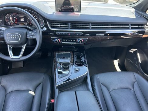 Used 2019 Audi Q7 3.0T Premium Plus w/ Premium Plus Package AWD/4WD image 17