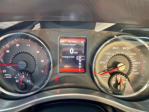 Used 2013 Dodge Charger SXT RWD image 17