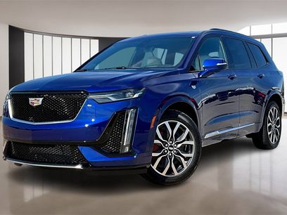 New 2025 Cadillac XT6 Sport w/ Technology Package