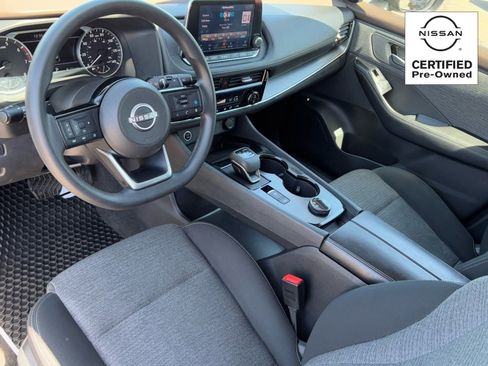 Certified 2022 Nissan Rogue SV AWD/4WD image 16