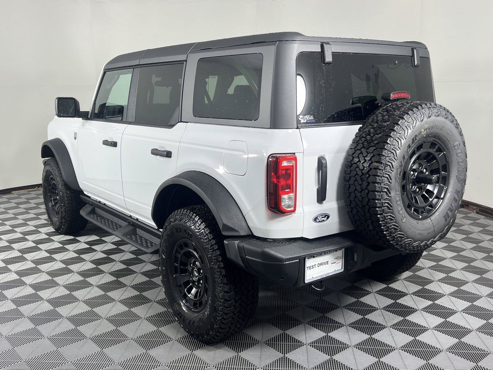 New 2026 Ford Bronco Big Bend w/ Black Diamond Package AWD/4WD image 4