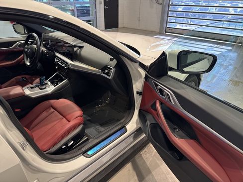 Used 2023 BMW i4 eDrive35 w/ Premium Package image 43