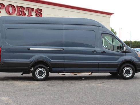 Used 2021 Ford Transit 250 148 High Roof Extended w/ Parcel Delivery Package RWD image 3