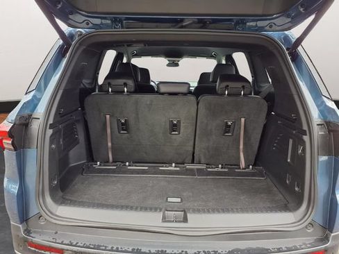 Certified 2025 Buick Enclave Preferred FWD image 22
