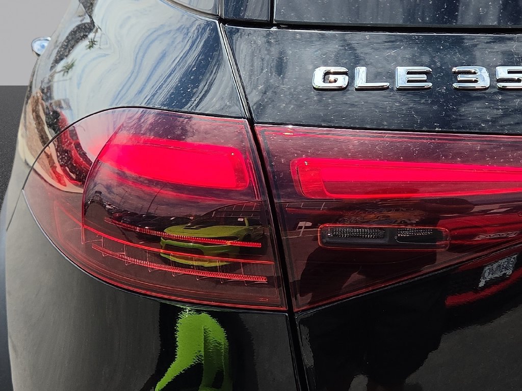 Used 2025 Mercedes-Benz GLE 350 4MATIC image 9