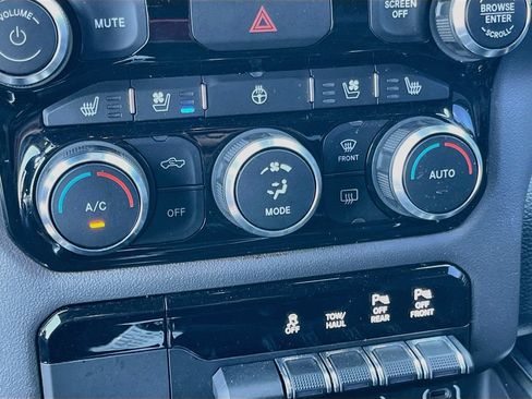 Used 2022 RAM 1500 Laramie RWD image 16