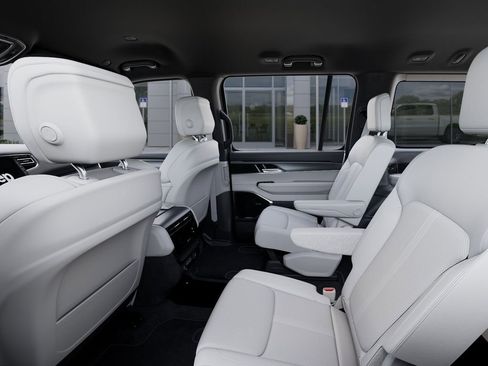 New 2026 Jeep Grand Wagoneer 4WD image 23