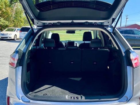 Used 2024 Ford Edge SEL image 6