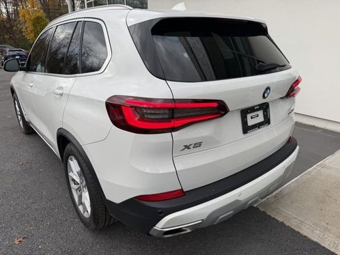 Used 2023 BMW X5 xDrive40i w/ Premium Package image 9