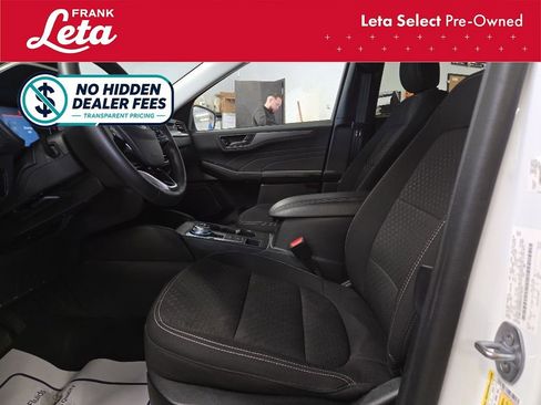 Used 2023 Ford Escape Active w/ Tech Pack #1 AWD/4WD image 13