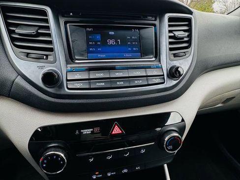 Used 2016 Hyundai Tucson SE FWD image 11