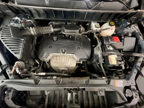 Used 2019 GMC Acadia SLE image 30