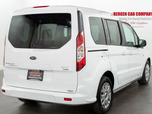 Used 2016 Ford Transit Connect XLT image 14
